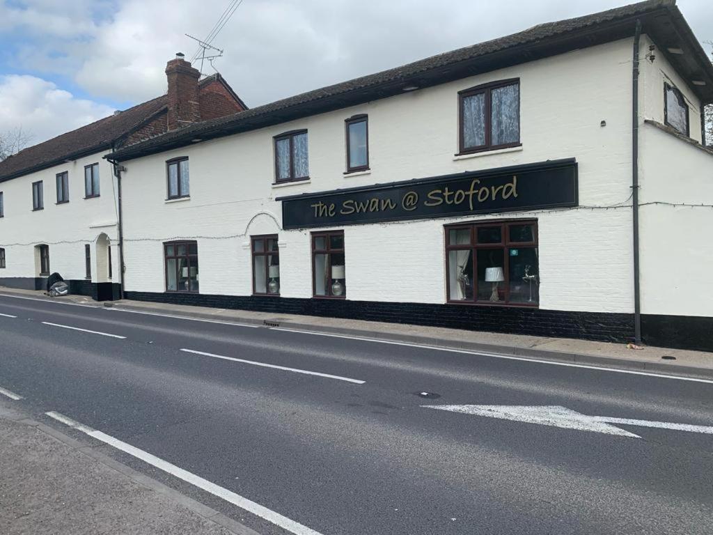 The Swan Inn Salisbury Wilton (Wiltshire) Exterior photo